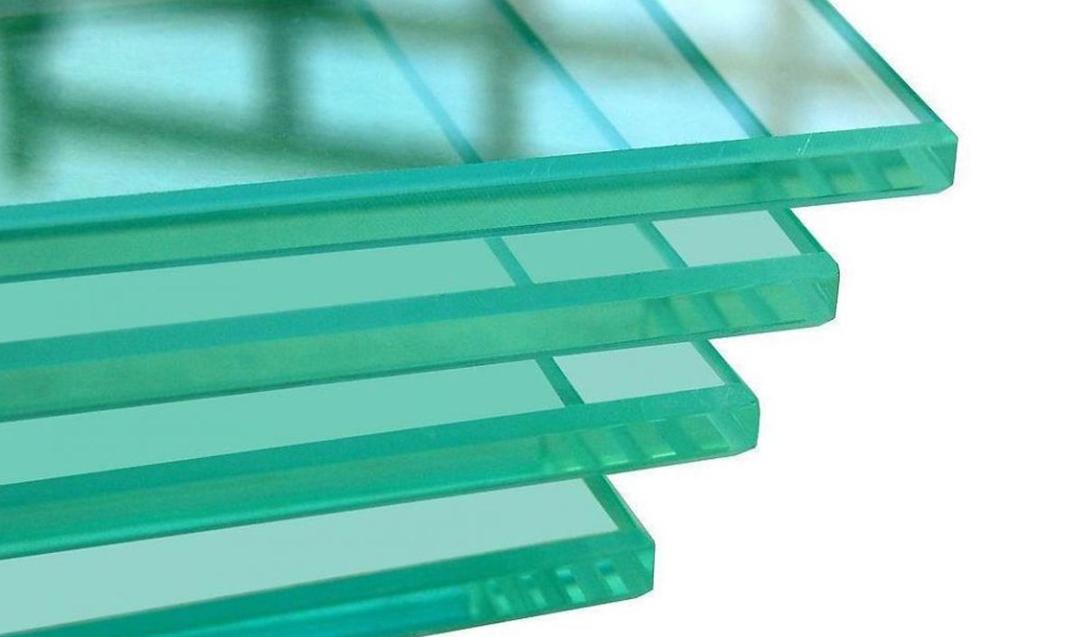 Capa: Mercado vidreiro se reúne para criar norma técnica para o vidro termoendurecido